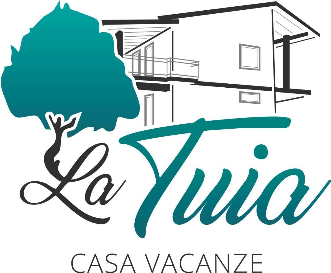 Casa Vacanze La Tuia Castellabate Exterior photo